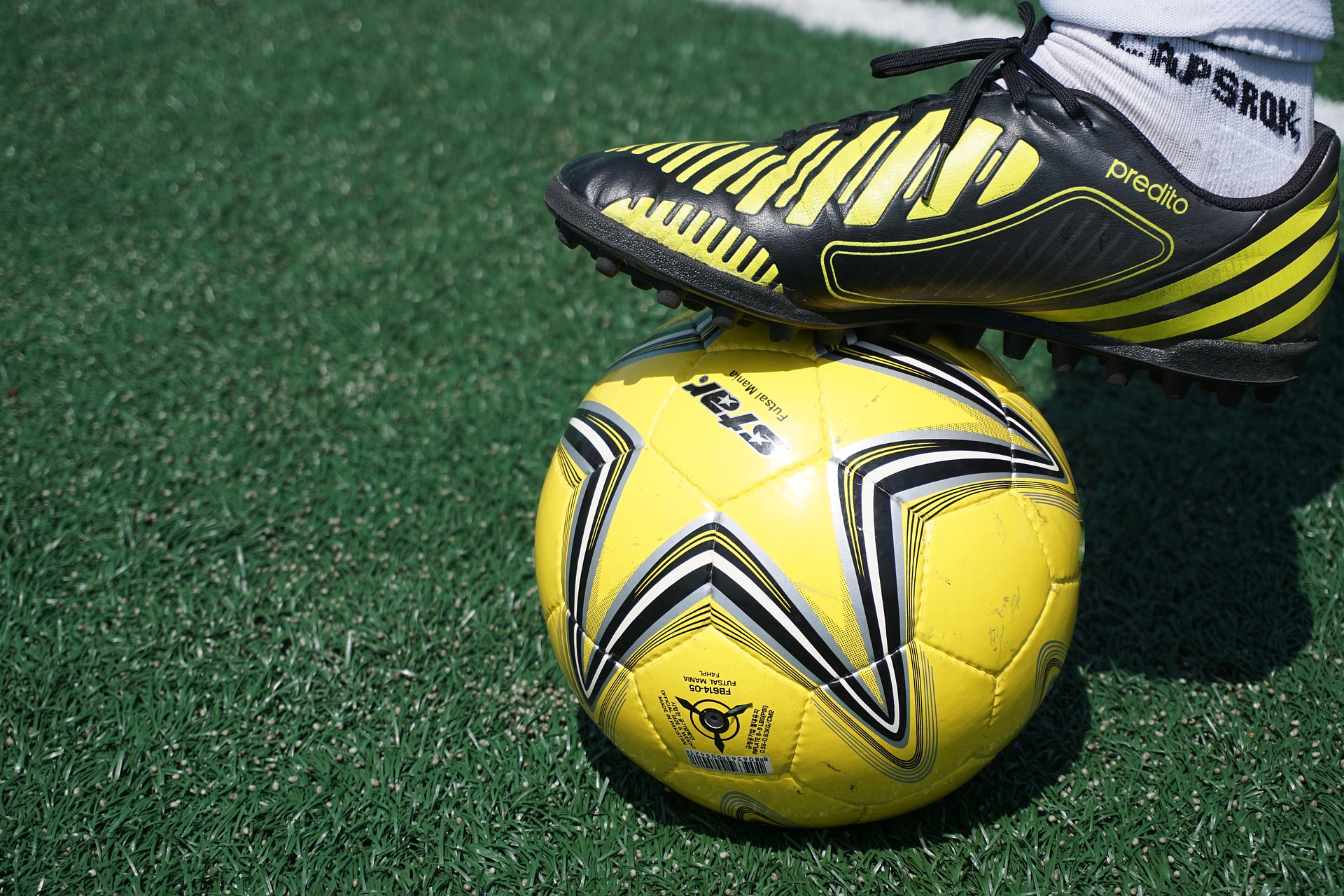 football-730587_1920.jpg